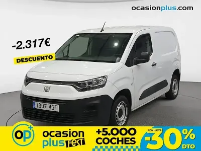 Używany Fiat Doblò 102 KM (75 kW) 2023 Biały Minivan