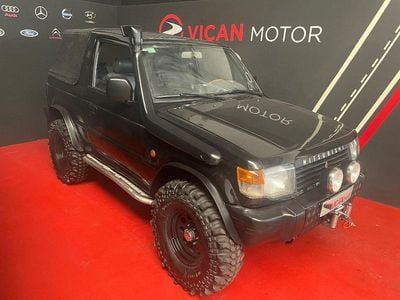 Usado Mitsubishi Montero 100 CV (73 kW) 1995 Negrgo SUV