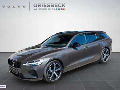 Usado Volvo V60 455 CV (334 kW) 2024 Gris Familiar