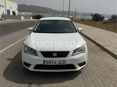 Usado Seat Leon CONNECT 110 CV (80 kW) 2016 Blanco Berlina