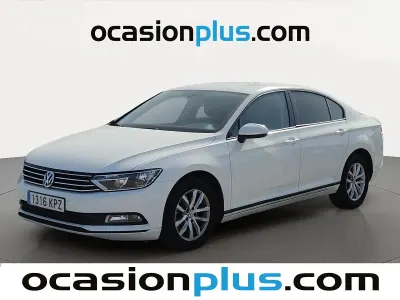 Usado VW Passat Edition 150 CV (110 kW) 2018 Blanco Berlina