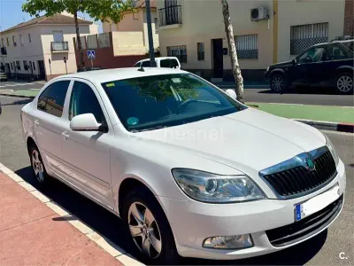 Usado Skoda Octavia 98 CV (72 kW) 2012 Blanco Berlina