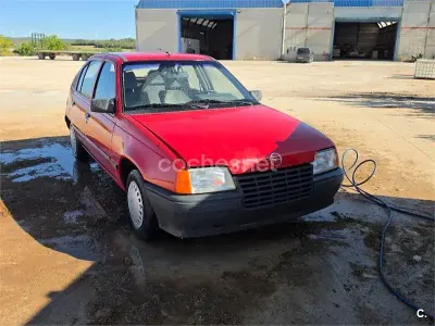 Usado Opel Kadett S 82 CV (60 kW) 1988 Rojo Utilitario