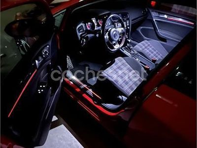 Usado VW Golf VII GTI 220 CV (161 kW) 2016 Rojo Berlina