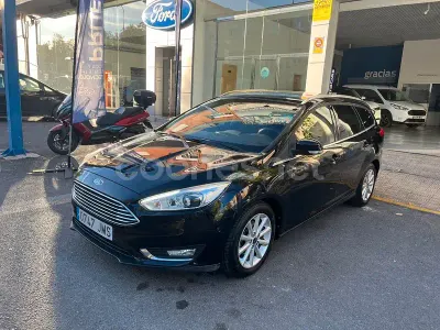 Usado Ford Focus Titanium 120 CV (88 kW) 2016 Negro Familiar