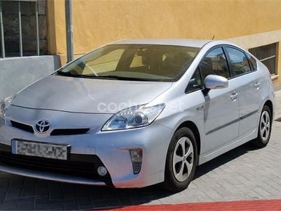 Usado Toyota Prius Advance 136 CV (100 kW) 2013 Gris / plata Utilitario
