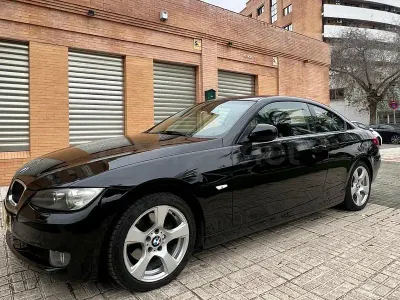 Usado BMW 320 184 CV (135 kW) 2010 Negro Coupe