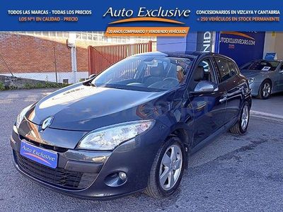 Usado Renault Mégane Dynamique 110 CV (80 kW) 2010 Gris / plata Berlina