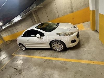 Usado Peugeot 207 CC 120 CV (88 kW) 2011 Blanco Descapotable