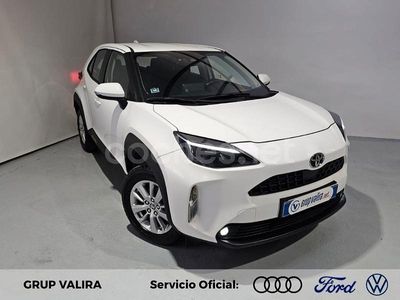 Blanco Usado 2023 Toyota Yaris Hybrid Active SUV | 21.900 € (Buen precio)