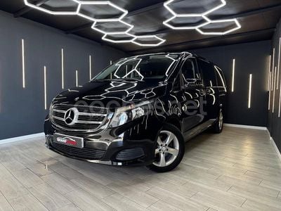 Mercedes V220