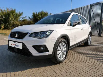 Usado Seat Arona Style 110 CV (80 kW) 2021 Blanco SUV