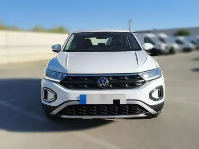 Usado VW T-Roc Advance 116 CV (85 kW) 2025 Blanco SUV