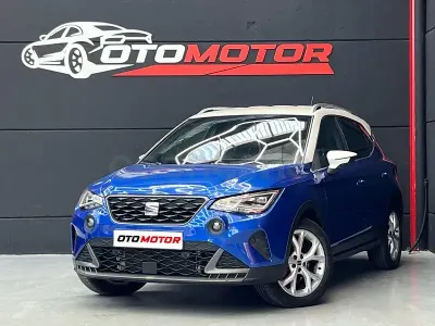 Usado Seat Arona FR 150 CV (110 kW) 2021 Azul SUV