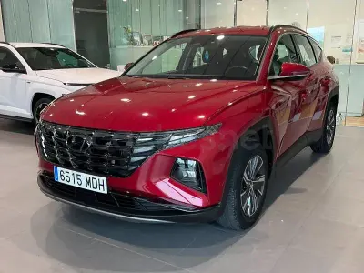 Usado Hyundai Tucson 150 CV (110 kW) 2023 Granate SUV