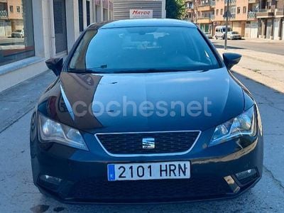 Usado Seat Leon Style 105 CV (77 kW) 2013 Negro Berlina