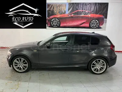 Usado BMW 118 Comfort Edition 143 CV (105 kW) 2008 Gris / plata Utilitario