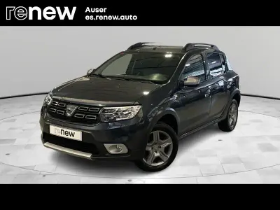 Usado Dacia Sandero Comfort 90 CV (66 kW) 2019 Gris Berlina