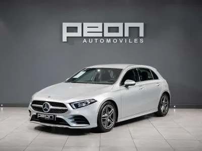 Usado Mercedes A180 116 CV (85 kW) 2019 Gris Utilitario