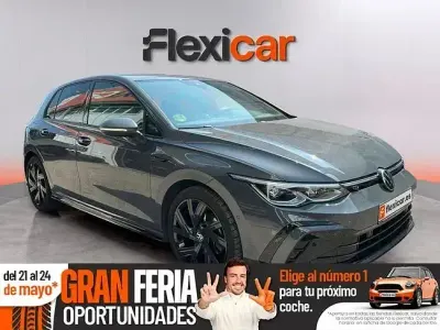 Usado VW Golf VIII R-line 130 HP (95 kW) 2022 Cinzento