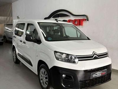 Usado Citroën Berlingo Live 102 CV (75 kW) 2022 Blanco Monovolumen