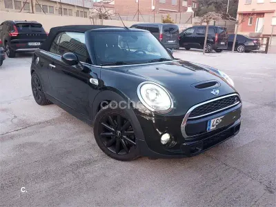 Usado Mini Cooper SD Cabriolet 170 CV (125 kW) 2017 Negro Descapotable