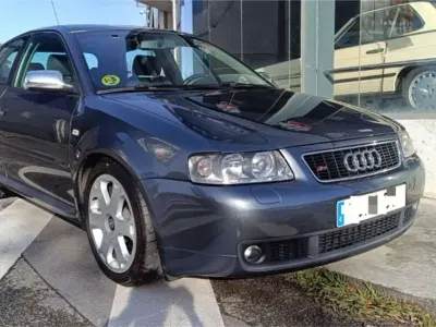 Usado Audi S3 224 CV (164 kW) 2002 Gris Utilitario