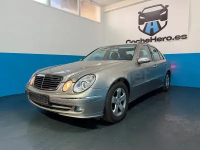 Usado Mercedes E320 Elegance 224 CV (164 kW) 2004 Beige Berlina