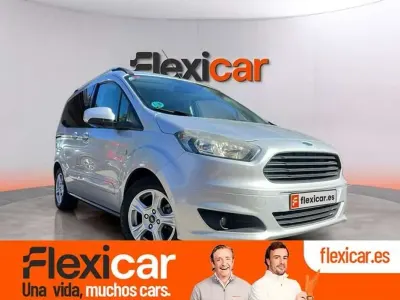 Begagnad Ford Tourneo Courier Trend 102 HK (75 kW) 2017 Grå Minibuss