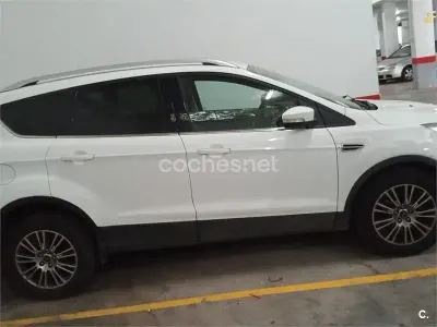 Używany Ford Kuga Titanium 150 KM (110 kW) 2013 Biały SUV
