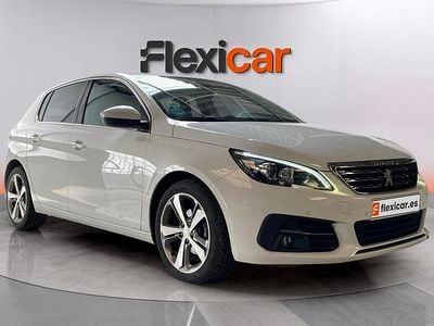 Usado Peugeot 308 Allure 131 CV (96 kW) 2020 Blanco Berlina