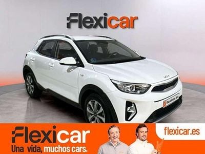Usado Kia Stonic 101 CV (74 kW) 2025 Blanco SUV