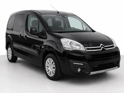 Usado Citroën e-Berlingo Feel 100 CV (73 kW) 2017 Negro Monovolumen