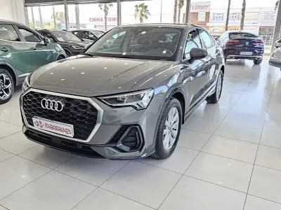 Usado Audi Q3 Sportback Advanced Plus 150 CV (110 kW) 2021 Gris / plata SUV