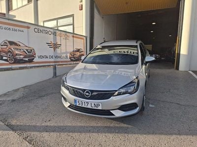 Usado Opel Astra Business Elegance 145 CV (106 kW) 2021 Gris / plata Familiar