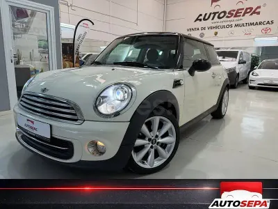 Usado Mini Cooper 122 CV (89 kW) 2014 Beige Utilitario