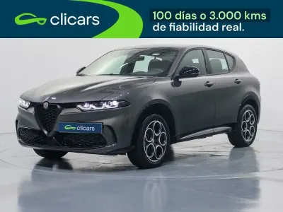 Usado Alfa Romeo Tonale Sprint 130 CV (95 kW) 2024 Gris SUV
