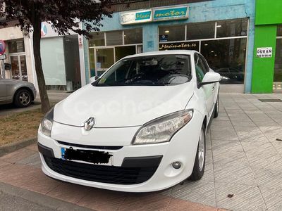 Blanco Usado 2011 Renault Mégane Berlina | 4600 € (Un poco caro)