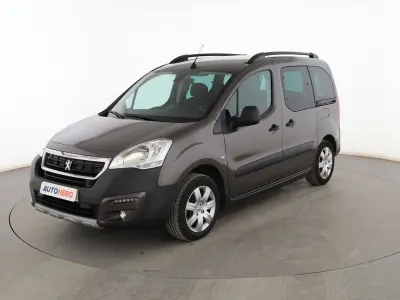 Occasion Peugeot Partner Outdoor 110 ch (80 kW) 2018 Gris Monospace