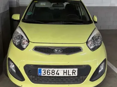 Usado Kia Picanto 84 CV (61 kW) 2012 Amarillo Utilitario