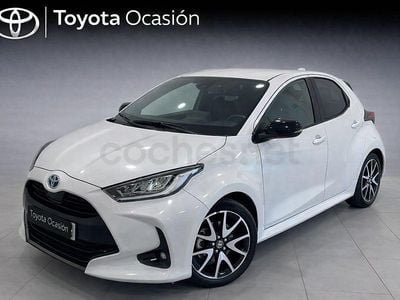 Usado Toyota Yaris Hybrid Style 116 CV (85 kW) 2022 Blanco Berlina