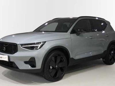 Gris Nuevo 2025 Volvo XC40 Plus SUV | 42.990 € (Precio justo)