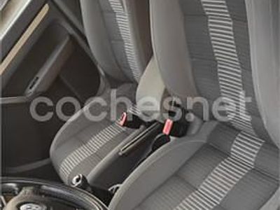 Gris / plata Usado 2008 VW Touran Edition Monovolumen | 5600 € (Precio justo)
