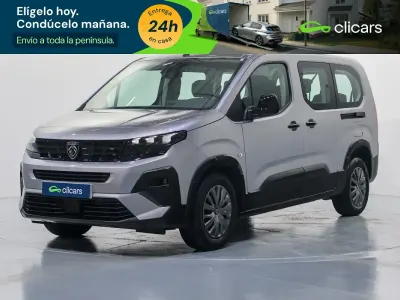Begagnad Peugeot Rifter Allure 100 HK (73 kW) 2025 Grå Minibuss