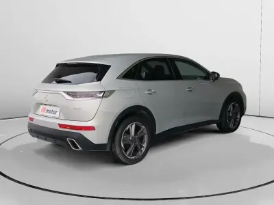Usado DS Automobiles DS7 Crossback Bastille 225 CV (165 kW) 2022 Beige SUV