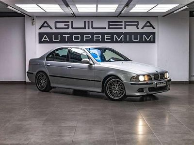 Gris / plata Usado 2000 BMW M5 Comfort Edition Berlina | 49.990 €