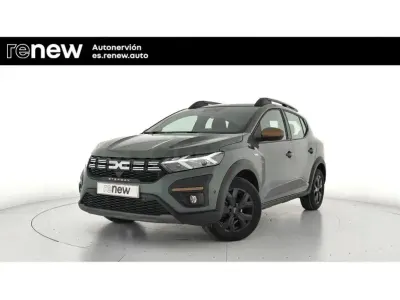 Usado Dacia Sandero Extreme 101 CV (74 kW) 2025 Verde Berlina
