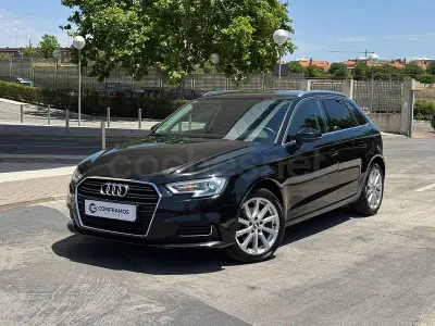 Usado Audi A3 Sport 116 CV (85 kW) 2017 Negro Berlina