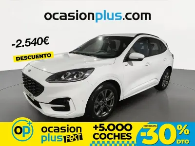 Usado Ford Kuga ST-Line 190 CV (139 kW) 2023 Blanco SUV