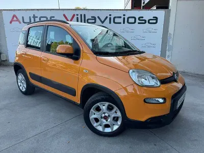 Usado Fiat Panda Trekking 75 CV (55 kW) 2013 Naranja Utilitario
